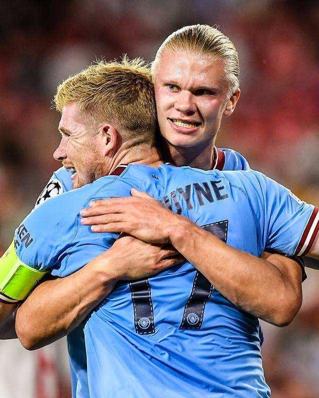 浓眉：比赛期间我吐了两次，但我只想尽我所能帮助球队取胜（浓眉：比赛中两度呕吐，仍拼尽全力助球队赢球）