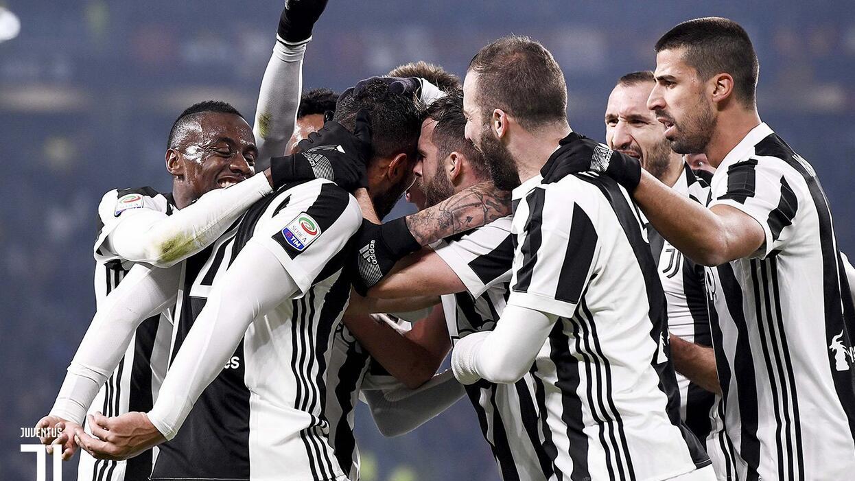 雄鹿猛攻内线拿下硬仗