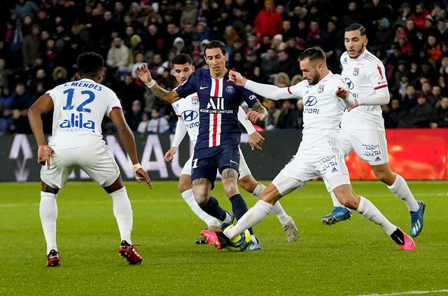 自威廉以来，埃斯特旺是首位连续3场欧冠进球的切尔西球员