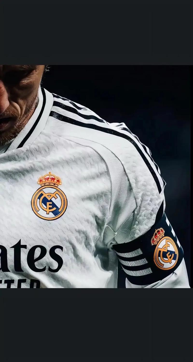 塞斯·库里：首秀就打卫冕冠军确实很艰难，我们还在摸索