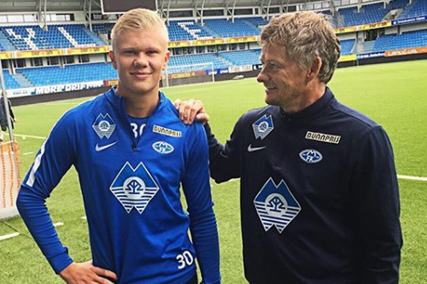 铜梁龙祝贺海港三连冠：你们展现了王者之师应有的底蕴与风范