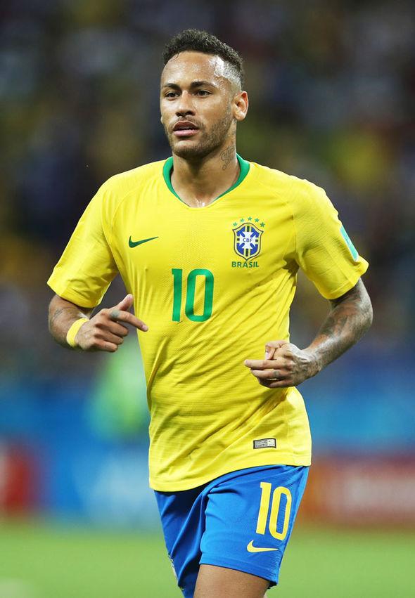 官方：内马尔关节镜手术成功，治疗半月板撕裂进程顺利（官方通报：内马尔关节镜手术顺利完成，半月板撕裂康复进展良好）