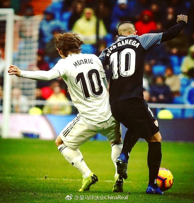 欧冠单赛季前5轮最差成绩TOP10：本赛季的贾府0分净负15球第4（欧冠单季前5轮最差战绩TOP10：本季阿贾克斯0分、净负15球排第4）