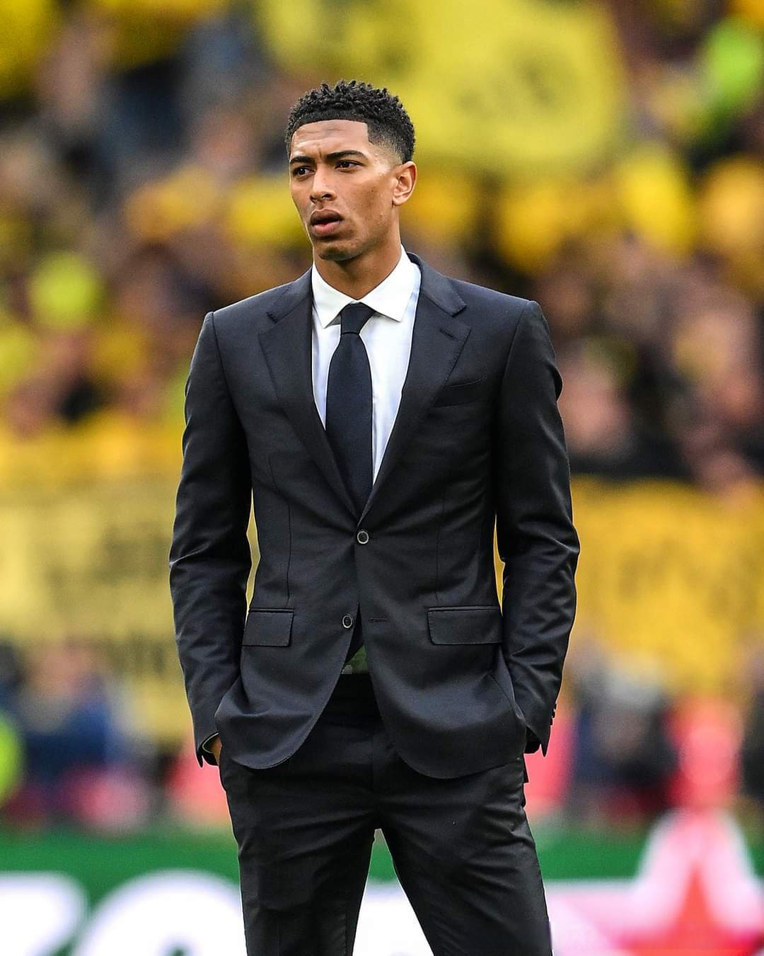 曼联错失良机，西汉姆联打击与英超联赛影响