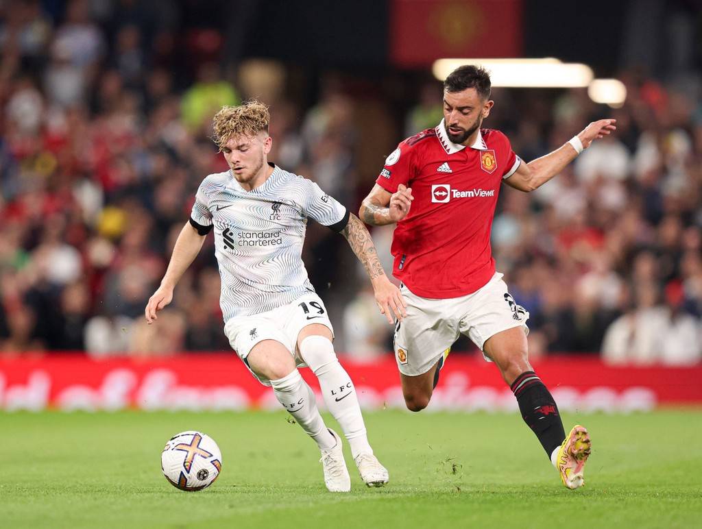 U22国家队走进成都实验小学西区分校，黄博文、于大宝等人与师生互动