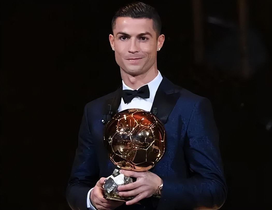 47岁斯洛特赢了！利物浦1-0创欧冠16年纪录 萨拉赫再遭炮轰（47岁斯洛特告捷！利物浦1-0改写欧冠16年纪录，萨拉赫再受质疑）