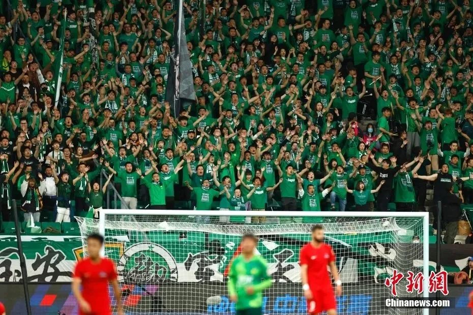 杜锋：球员默契不够防守强度低，希望大家后续提高专注度（杜锋称球队默契不足、防守强度偏弱，盼后续提升专注度）