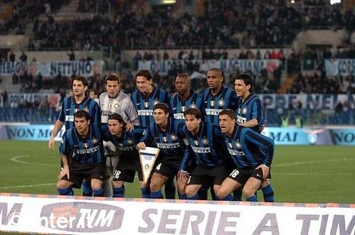 前15轮德甲凯恩6次当选全场最佳，比其他球员至少多3次（德甲前15轮：凯恩6次当选全场最佳，领先其他球员至少3次）